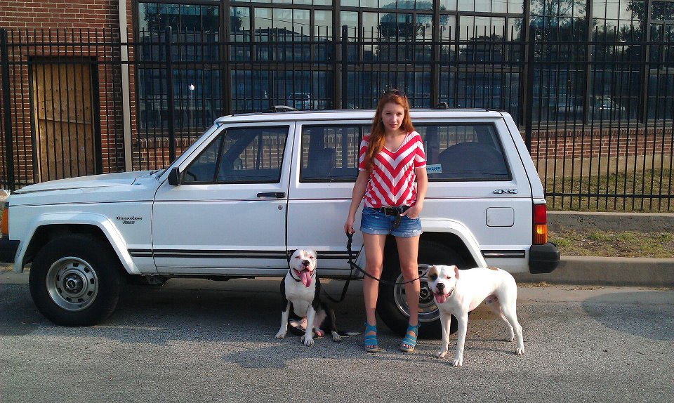 Julia, the dogs & the Jeep