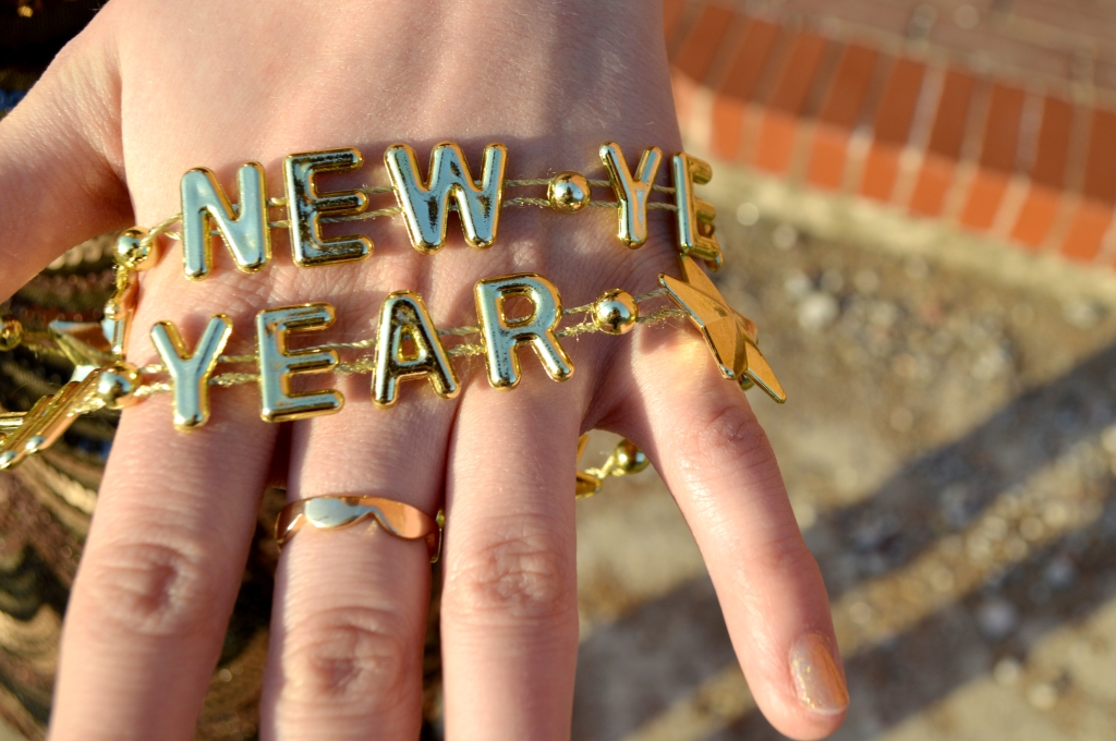 sequin dress pitaya scallop nye new years eve black gold bronze ring