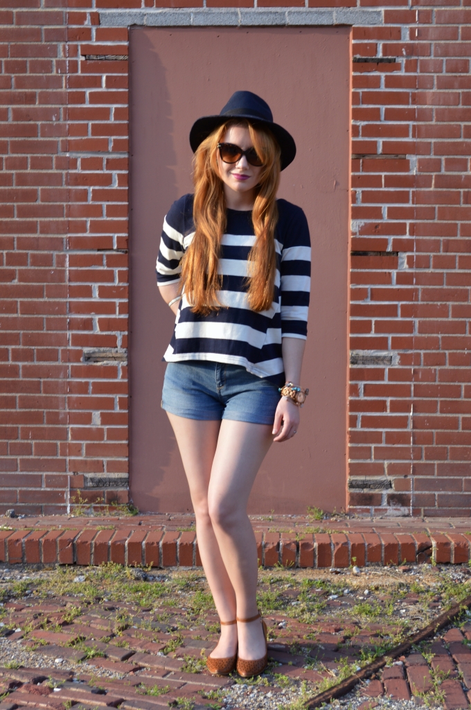 JORD Wood Watch with Shorts and Stripes (5)