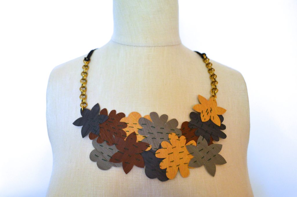 Cricut Crafting | DIY Faux Leather Flower Statement Necklace
